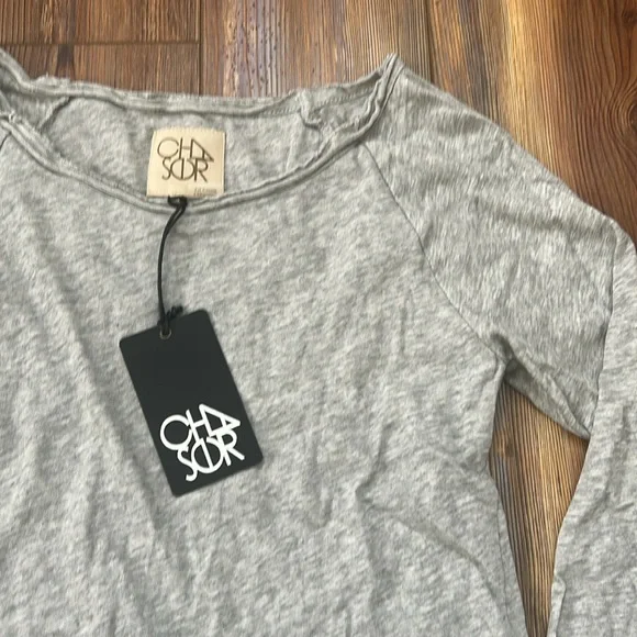 Chaser Revolve Grid Open Back Long Sleeve Tee 360 Light Grey NWT Small - Picture 3 of 6